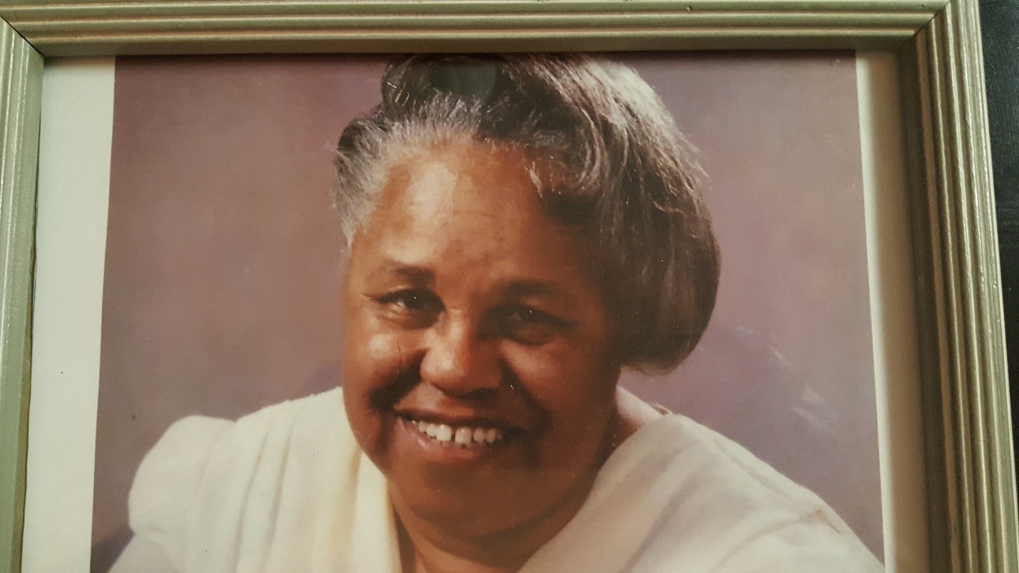 Headshot of Jackie Terrell smiling in her latter years